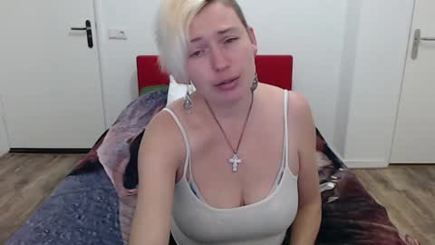Syl  online show from 01/27/25, 08:51