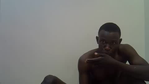 clive_damian online show from 05/19/26, 02:07