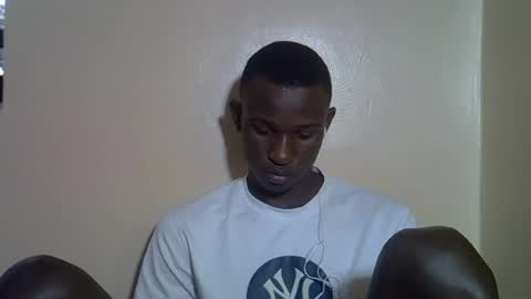 clive_damian online show from 06/17/26, 03:24
