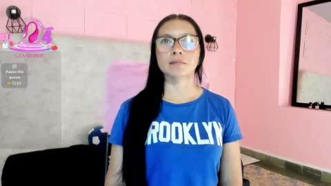 Snapshot of cloe16_ chatting on 05/31/26, 07:59 Cloe online show from 05/31/26, 07:59