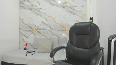 Cloe  online show from 07/25/26, 06:22