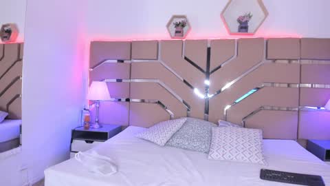 Cloe Online de 600 a 1400 online show from 12/27/24, 11:17