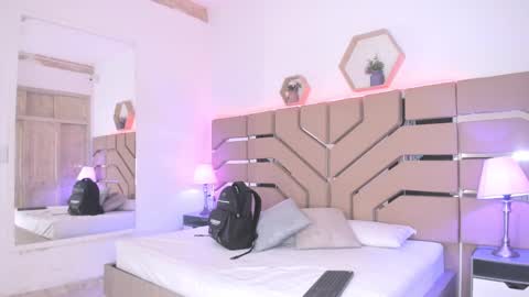 Cloe Online de 600 a 1400 online show from 09/19/25, 11:22