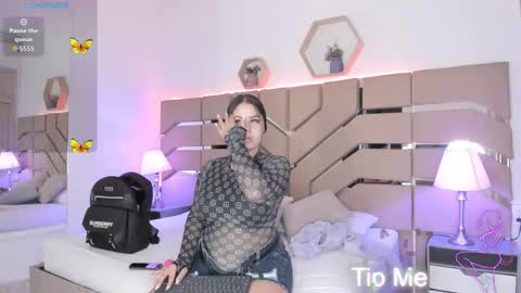 Cloe Online de 600 a 1400 online show from 10/11/25, 11:20