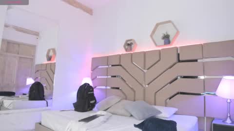 Cloe Online de 600 a 1400 online show from 10/12/25, 11:20