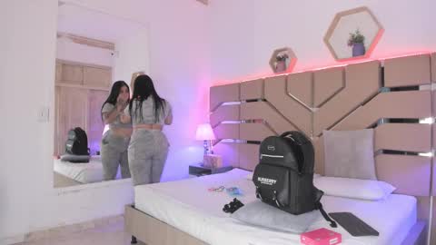 Cloe Online de 600 a 1400 online show from 10/19/25, 01:23