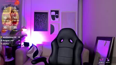 Cloe  online show from 09/17/25, 10:22