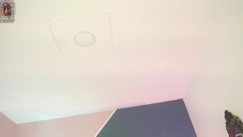 Snapshot of cloe_martinez_ chatting on 09/19/25, 01:29 Cloe online show from 09/19/25, 01:29