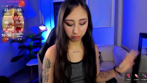 Snapshot of cloe_martinez_ chatting on 10/11/25, 01:16 Cloe online show from 10/11/25, 01:16