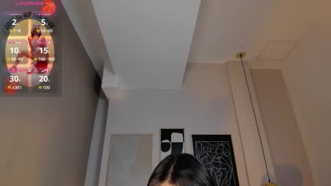 Snapshot of cloe_martinez_ chatting on 10/16/25, 09:16 Cloe online show from 10/16/25, 09:16