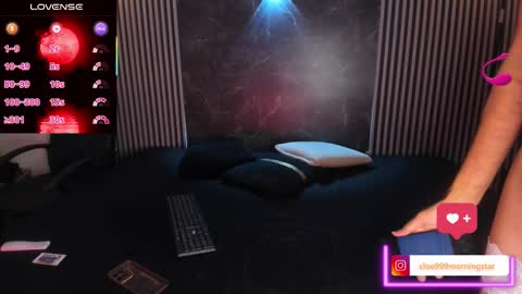 Snapshot of cloe_morningstarr chatting on 10/15/25, 05:40 Cloe online show from 10/15/25, 05:40