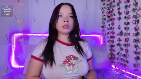 cloe_sweet18 online show from 07/10/26, 08:33