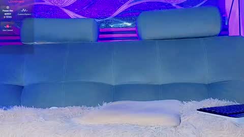 Snapshot of cloee_cameron chatting on 05/27/26, 01:57 cloee_cameron online show from 05/27/26, 01:57
