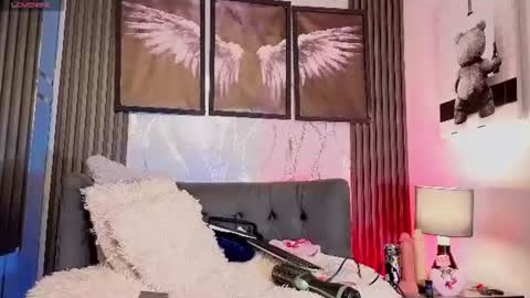 Snapshot of cloee_cameron chatting on 06/11/26, 03:04 cloee_cameron online show from 06/11/26, 03:04