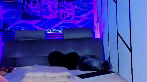 cloee_cameron online show from 06/24/26, 08:08