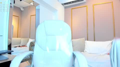 Cloe online show from 02/08/25, 03:21