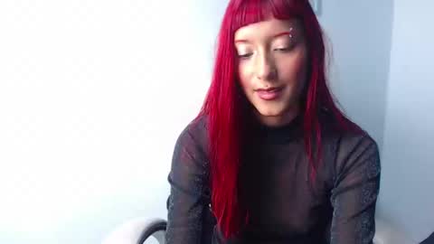 Cloe  online show from 03/04/25, 11:00
