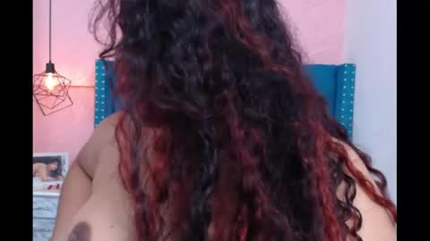 Cloe Stron online show from 10/28/25, 12:09