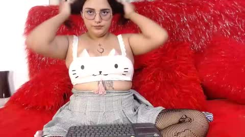 Clohe  online show from 10/17/25, 12:19