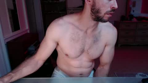 Snapshot of cloud900x chatting on 09/24/25, 07:23 Cloud online show from 09/24/25, 07:23