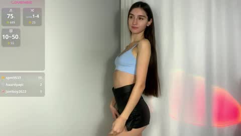 Snapshot of cloudbae chatting on 10/12/25, 04:00 Kelly online show from 10/12/25, 04:00