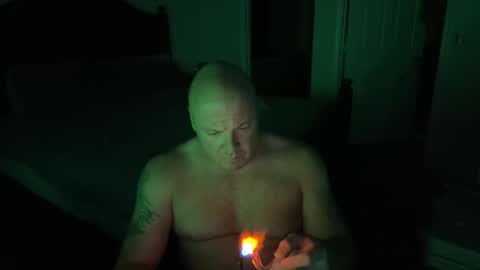 Snapshot of cloudy_dayz69 chatting on 10/21/25, 07:42 Cloudy Dayz online show from 10/21/25, 07:42