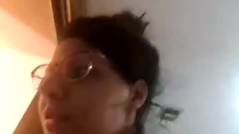 Snapshot of cloudybxtch69 chatting on 06/13/26, 02:04 cloudybxtch69 online show from 06/13/26, 02:04
