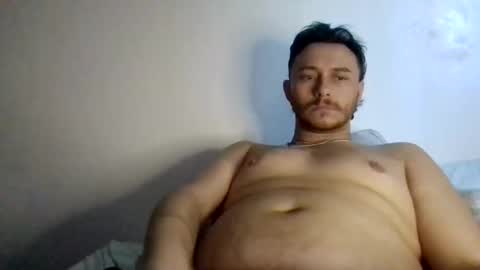 Snapshot of cloudyydayzz chatting on 03/11/26, 07:42 tallhungandcloudy online show from 03/11/26, 07:42