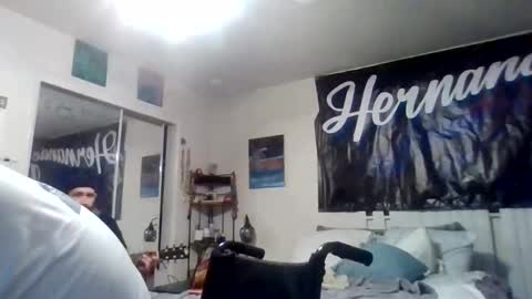 Snapshot of cloudyydayzz chatting on 03/17/26, 12:41 tallhungandcloudy online show from 03/17/26, 12:41