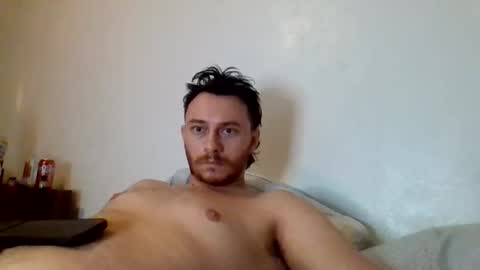 Snapshot of cloudyydayzz chatting on 03/21/26, 08:19 tallhungandcloudy online show from 03/21/26, 08:19
