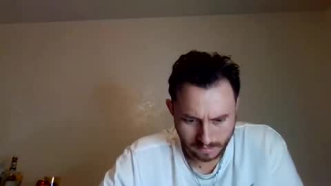 Snapshot of cloudyydayzz chatting on 03/22/26, 06:06 tallhungandcloudy online show from 03/22/26, 06:06