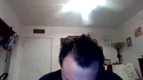 Snapshot of cloudyydayzz chatting on 03/25/26, 10:32 tallhungandcloudy online show from 03/25/26, 10:32