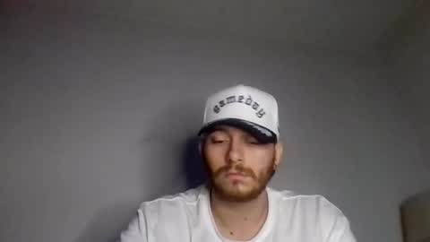 Snapshot of cloudyydayzz chatting on 04/01/26, 06:25 tallhungandcloudy online show from 04/01/26, 06:25