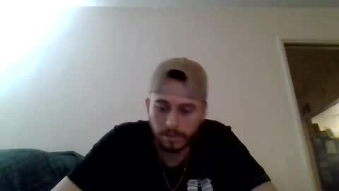 Snapshot of cloudyydayzz chatting on 04/15/26, 04:52 tallhungandcloudy online show from 04/15/26, 04:52