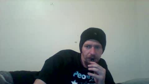 Snapshot of cloudyystarr666 chatting on 02/25/25, 07:42 cloudyystarr666 online show from 02/25/25, 07:42
