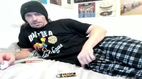 Snapshot of cloudyystarr666 chatting on 11/14/25, 05:00 cloudyystarr666 online show from 11/14/25, 05:00