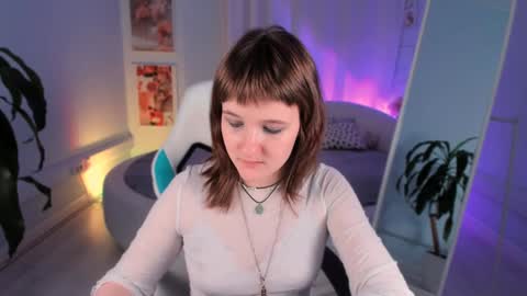  Clover  follow me  online show from 12/04/24, 04:49