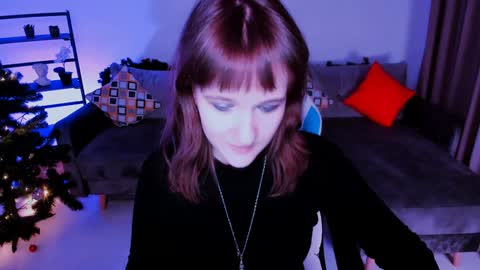  Clover  follow me  online show from 01/02/25, 06:01