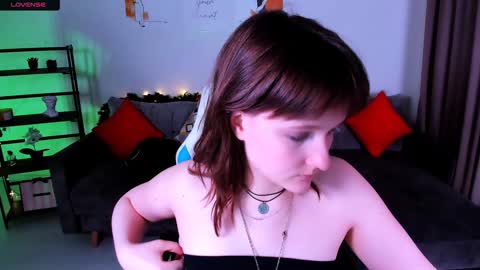  Clover  follow me  online show from 01/18/25, 06:53