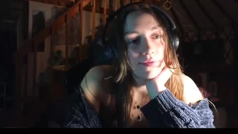 Clover online show from 01/23/25, 10:54