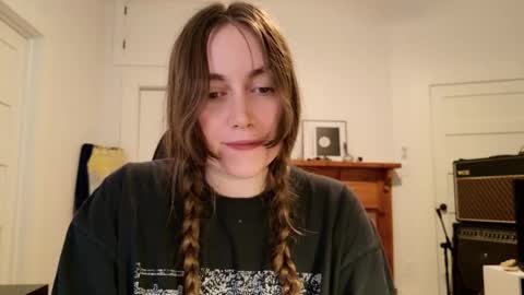 Clover online show from 11/20/25, 03:28