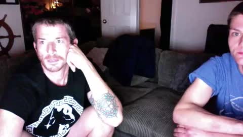 Snapshot of clt_gent chatting on 12/19/25, 04:30 CLT Gent online show from 12/19/25, 04:30