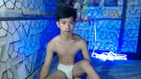 Snapshot of clyde_twinkx chatting on 01/18/26, 07:50 clyde_twinkx online show from 01/18/26, 07:50