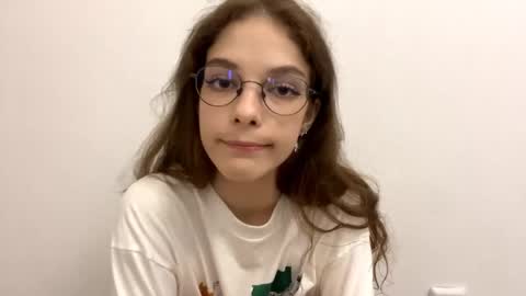Anya online show from 06/06/26, 11:53