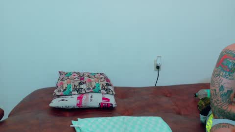 Clyde and Bunny online show from 12/22/24, 07:54