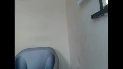 Snapshot of cockfanx chatting on 01/20/25, 10:18 cockfanx online show from 01/20/25, 10:18