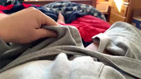 Snapshot of cocky_pirate22 chatting on 12/14/25, 04:01 cocky_pirate22 online show from 12/14/25, 04:01