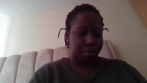 Snapshot of coco_vibes chatting on 02/17/26, 07:27 Zuri online show from 02/17/26, 07:27