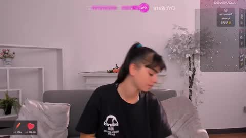 Olivia online show from 09/09/25, 05:51