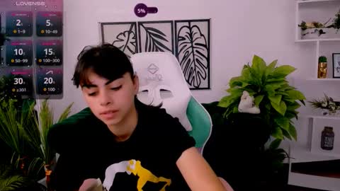 Olivia online show from 09/12/25, 05:40